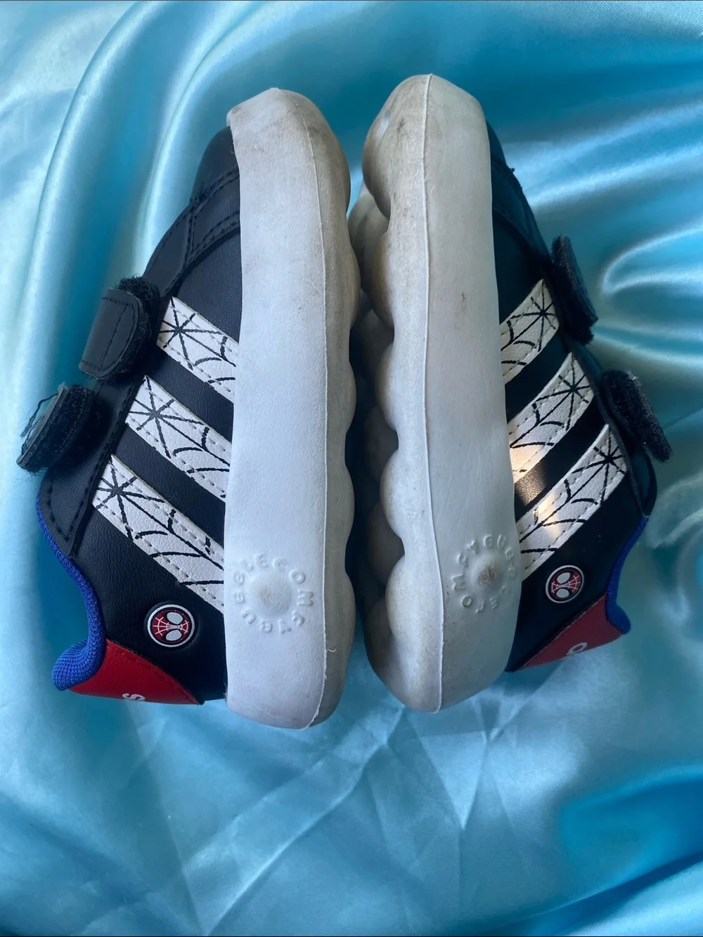 Kids Black Adidas marvel Spider-Man Accent Sneakers shoes
